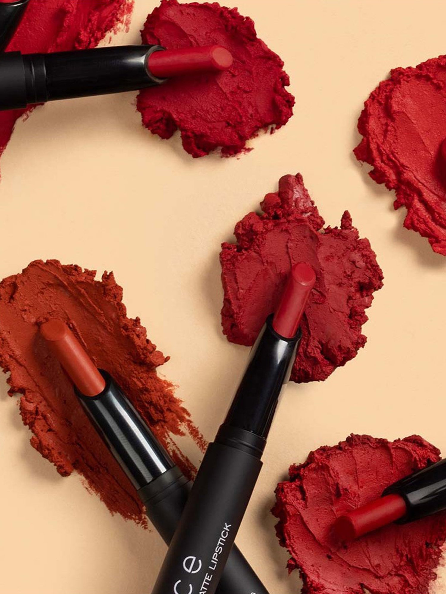 C2P PROFESSIONAL MAKEUP Slice Non Transfer Matte Lipstick Red Kiss 104 - 1.7 gm