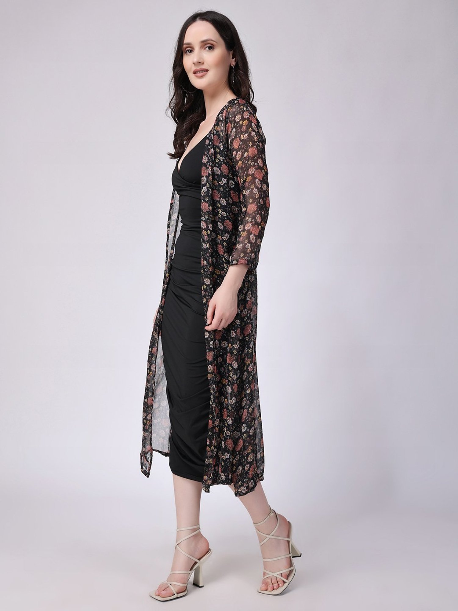 Akkriti by Pantaloons Off-White Self Pattern Shrug