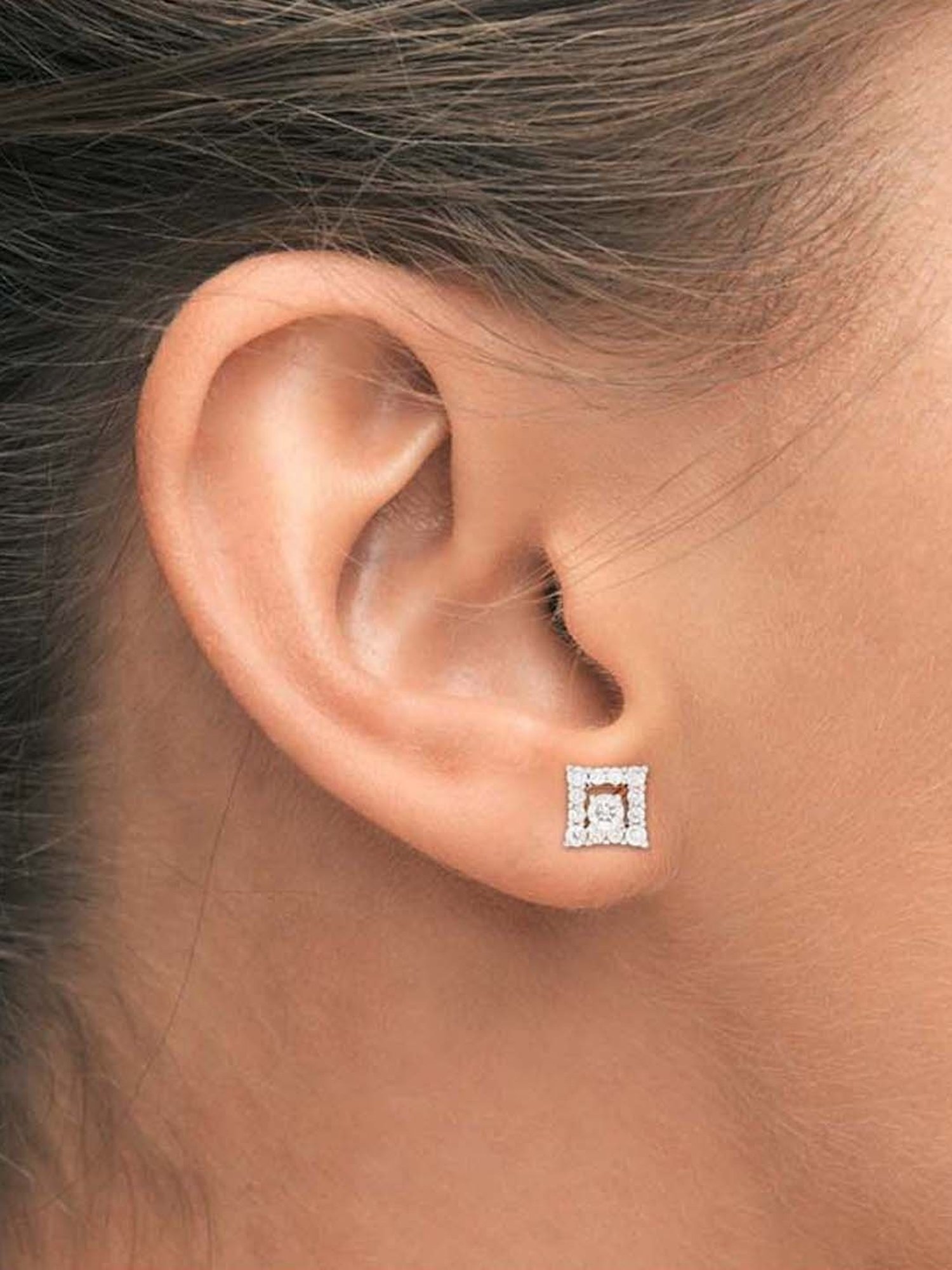 Waman Hari Pethe Jewellers 18k Gold & Diamond Earrings for Women