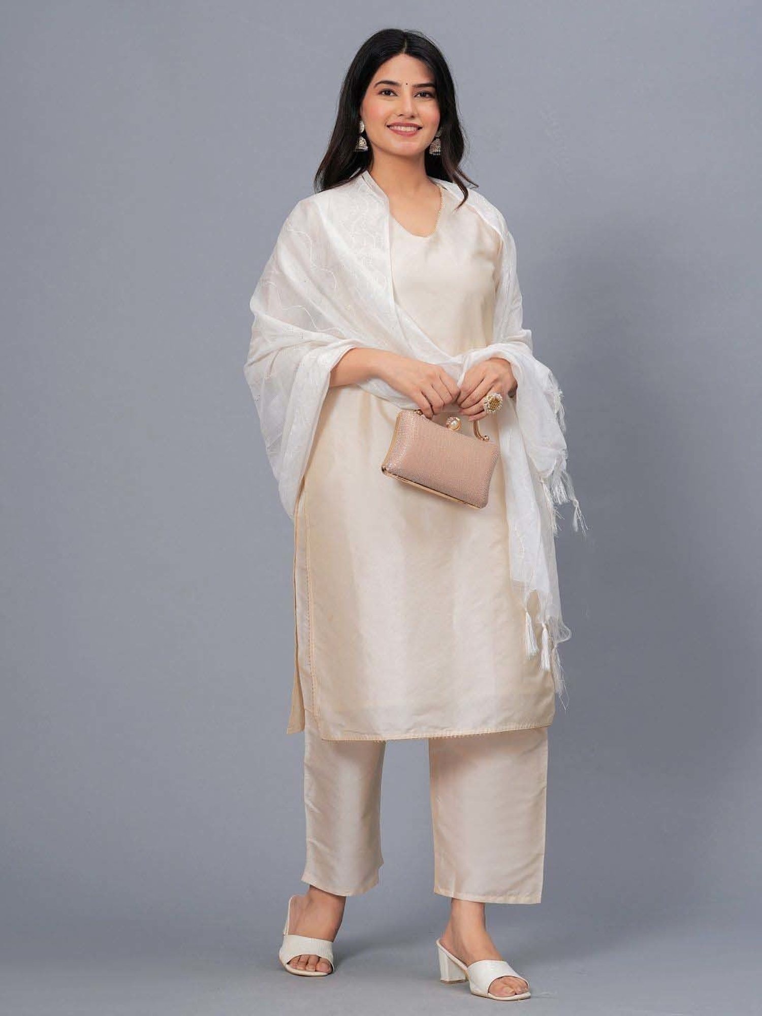 Stylum White Embroidered Dupatta