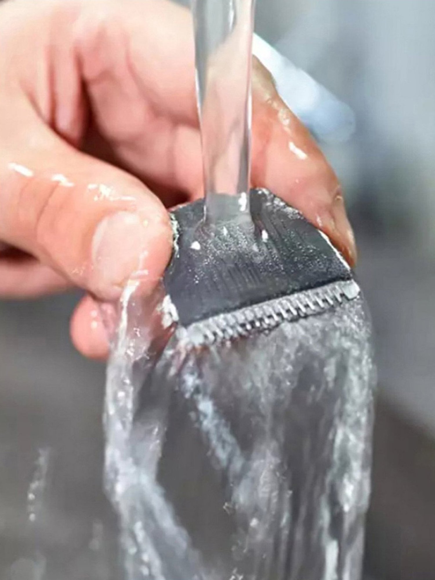 Wahl Professional Moser 1400 Germany Hair Clipper (Maroon)