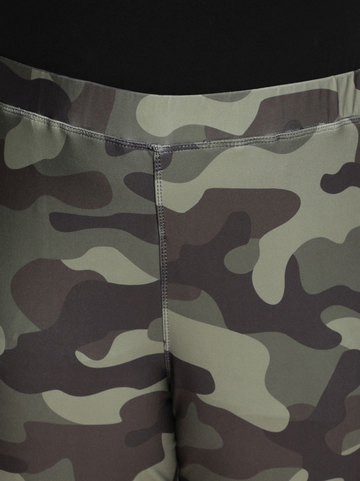 Amydus Olive Green Printed Pyjamas