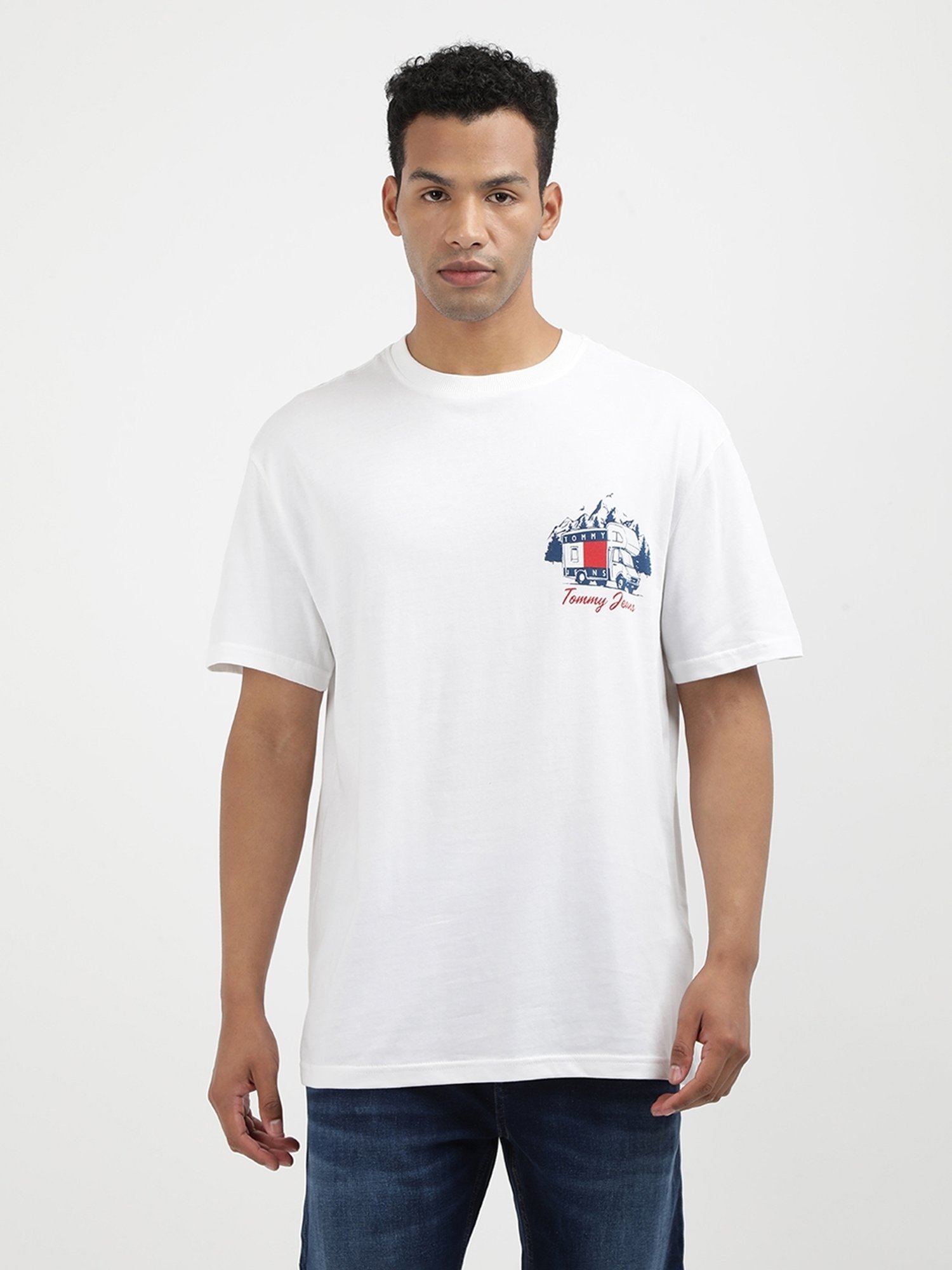 Tommy Hilfiger White Cotton Regular Fit Graphic T-Shirt