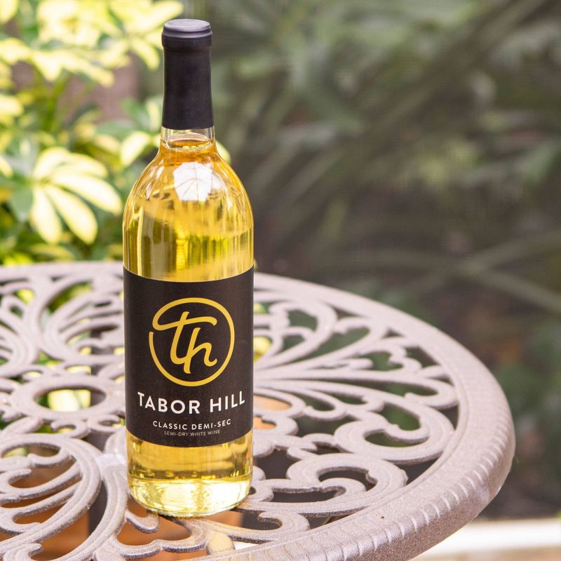 Tabor Hill Classic Demi-Sec White Wine - 750ml Bottle