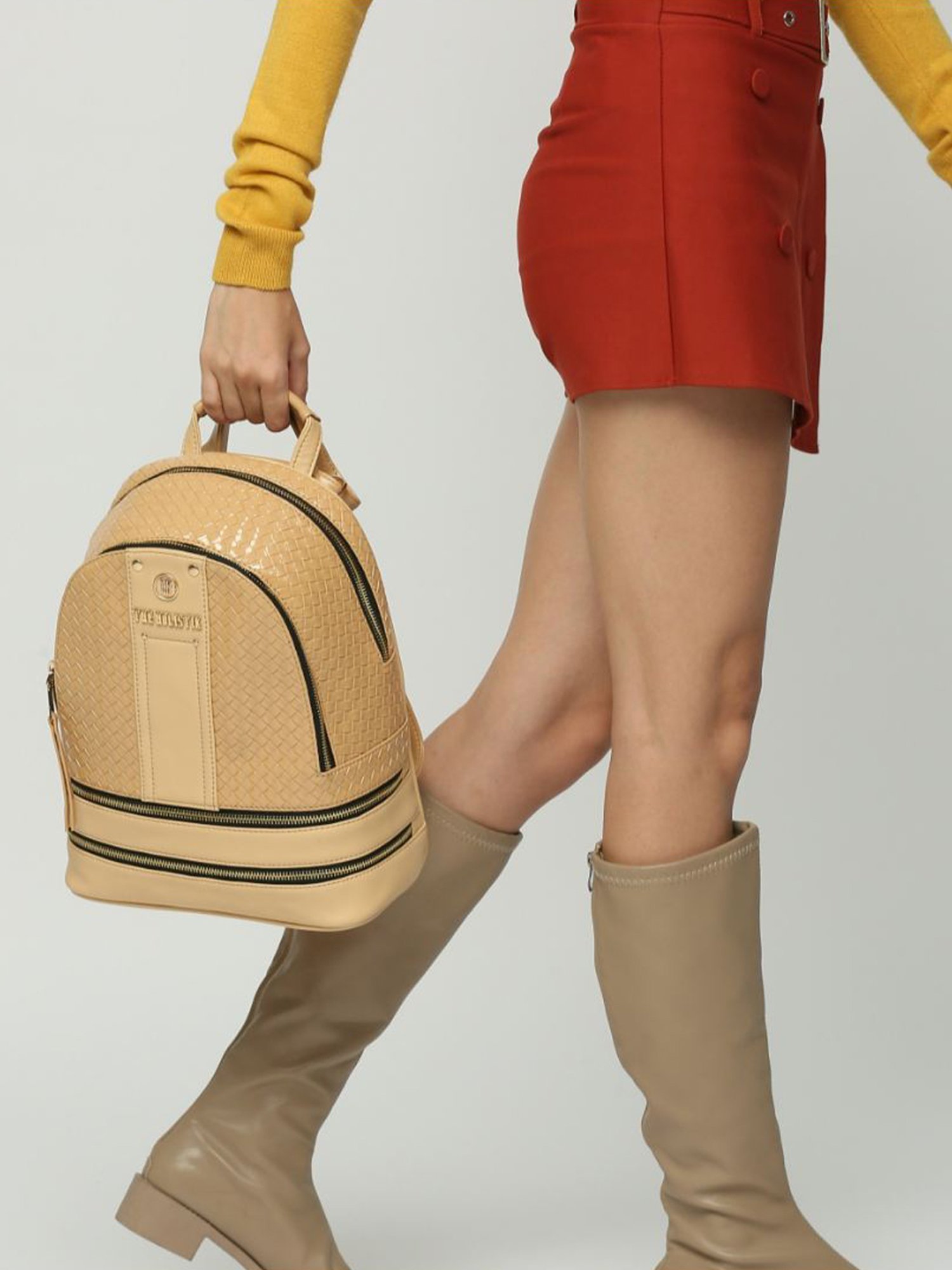 THE HOLISTIK Retro Wave Beige Textured Medium Backpack