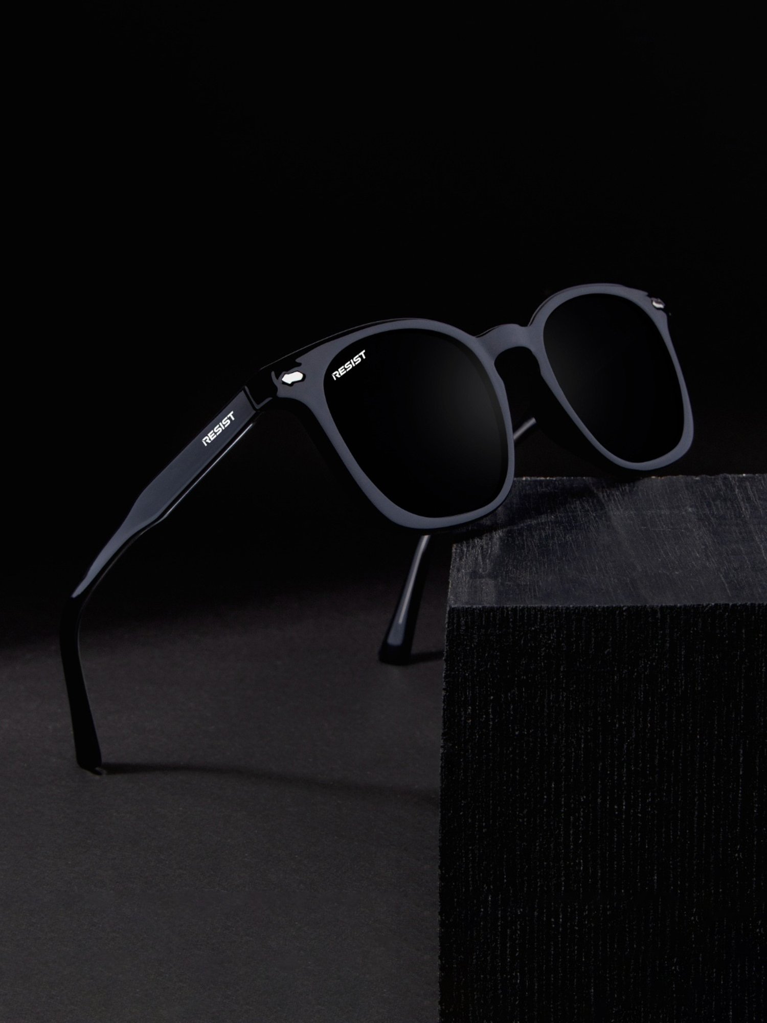 Resist Eyewear Black Wayfarer uv protected Unisex Sunglasses