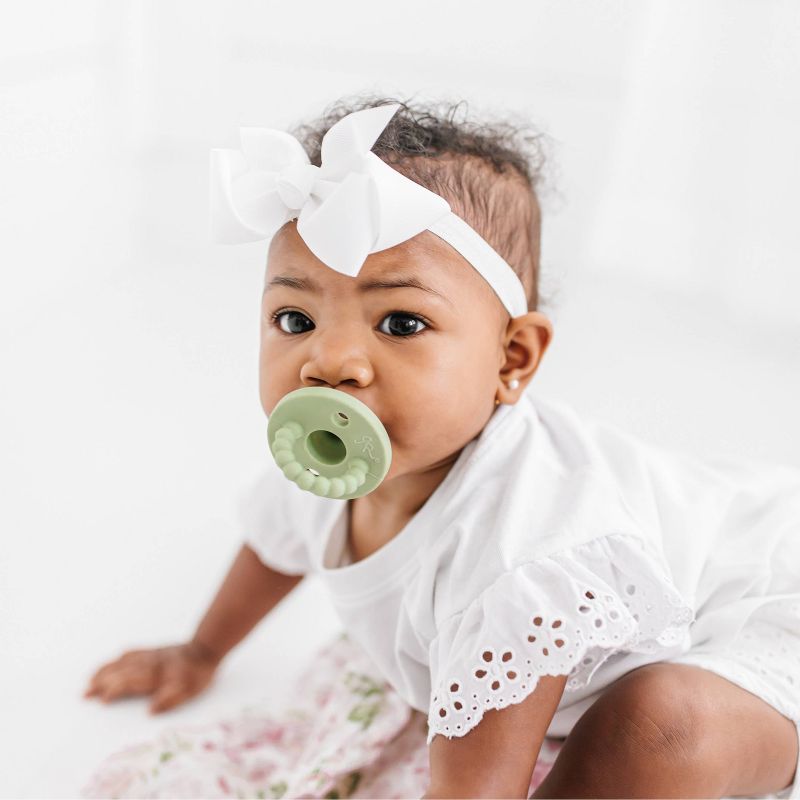 Loulou Lollipop Darling Pacifier Clip - Avocado