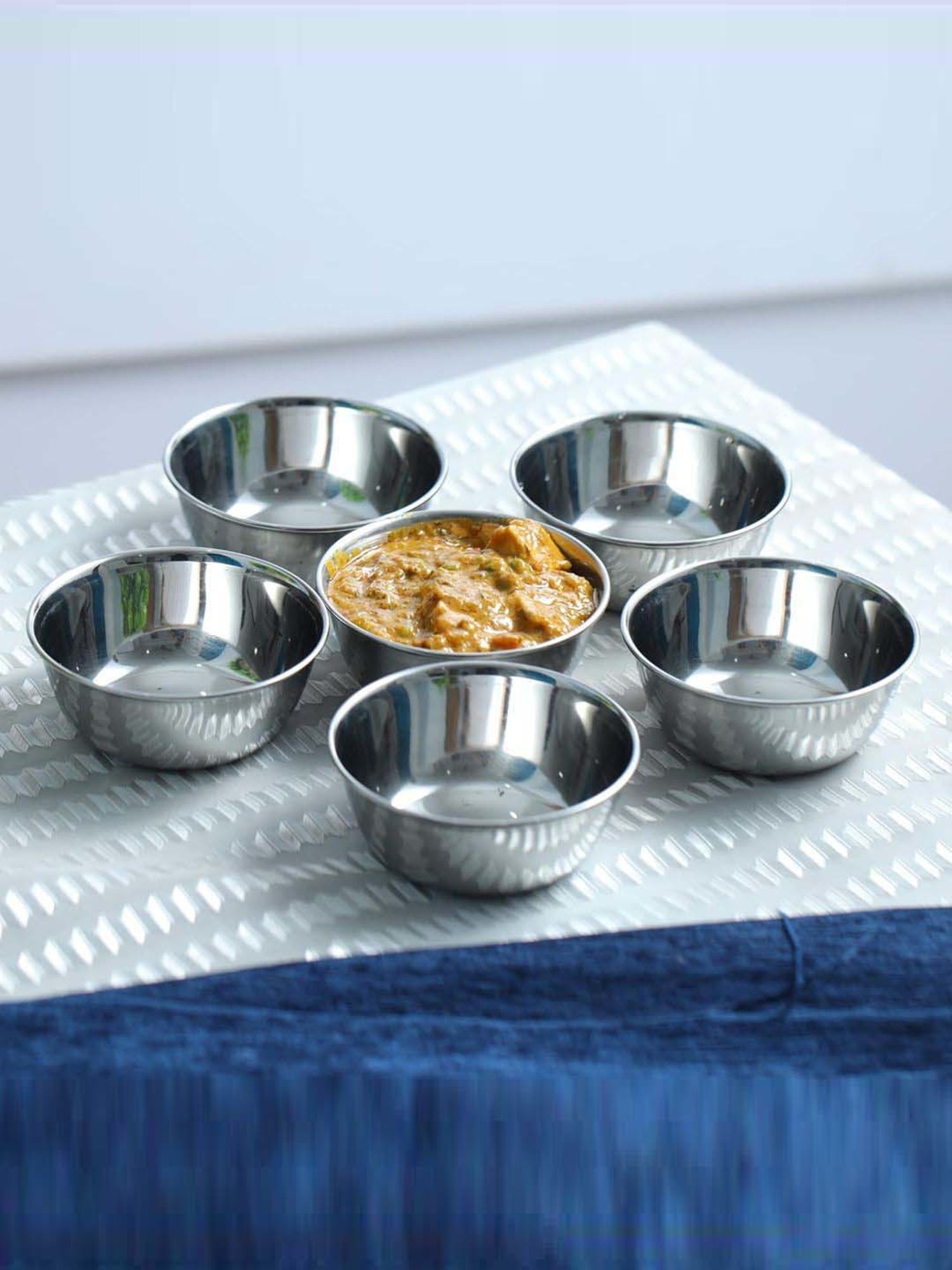 Airan Silver Stainless Steel Bowl - Set of 6