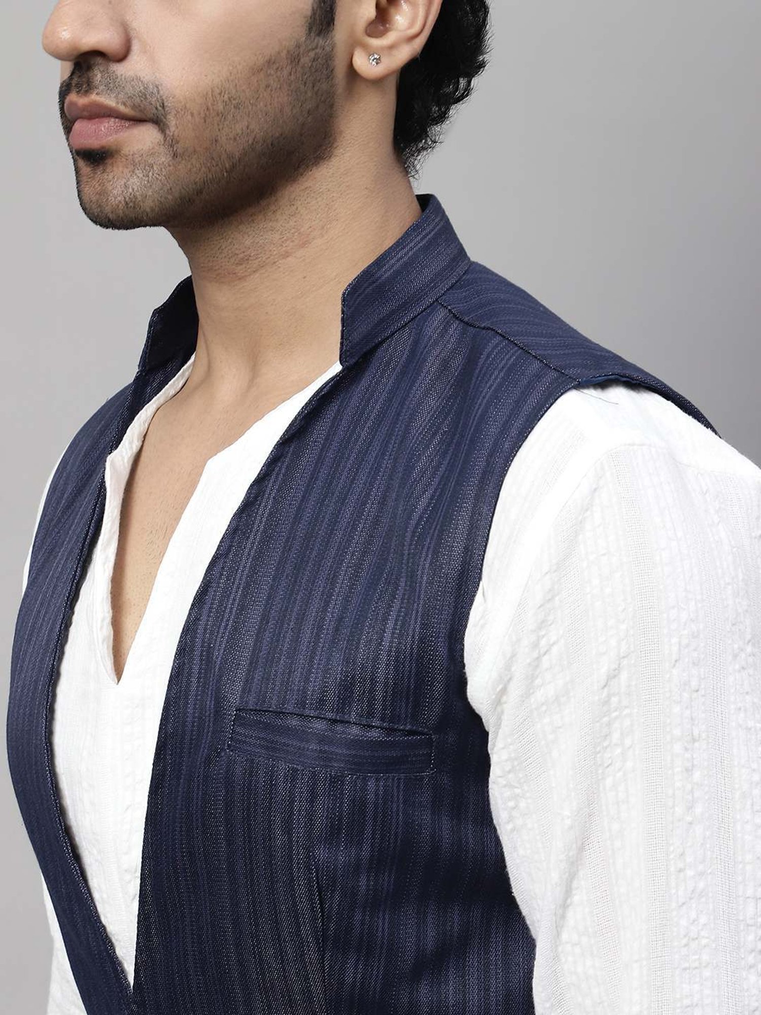 Even Blue Regular Fit Striped Waistcoat