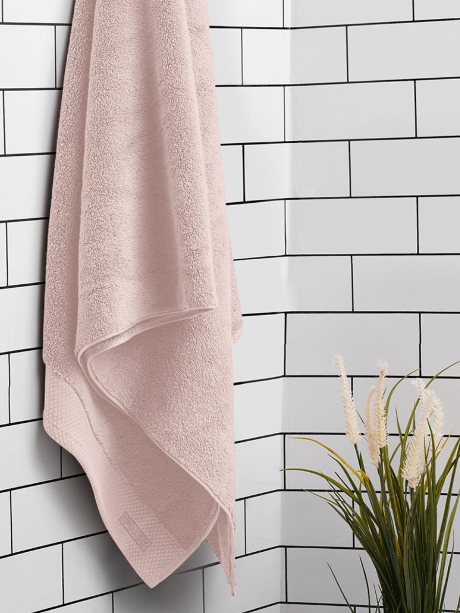 Spaces Luxury Egyption Purple 670 GSM Cotton Bath Towel