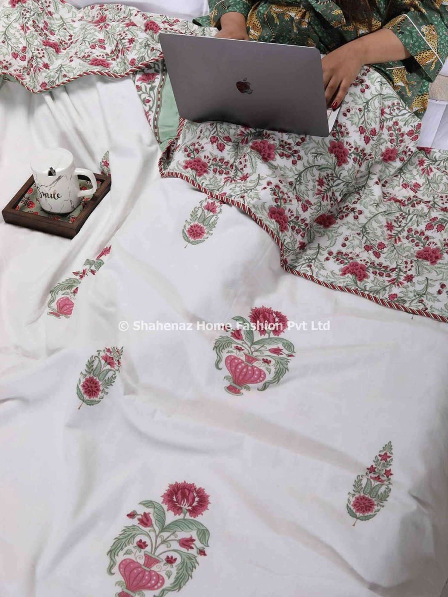 Shahenaz Guldasta E Shaheena Floral Pink & Green Cotton Double Reversible Dohar