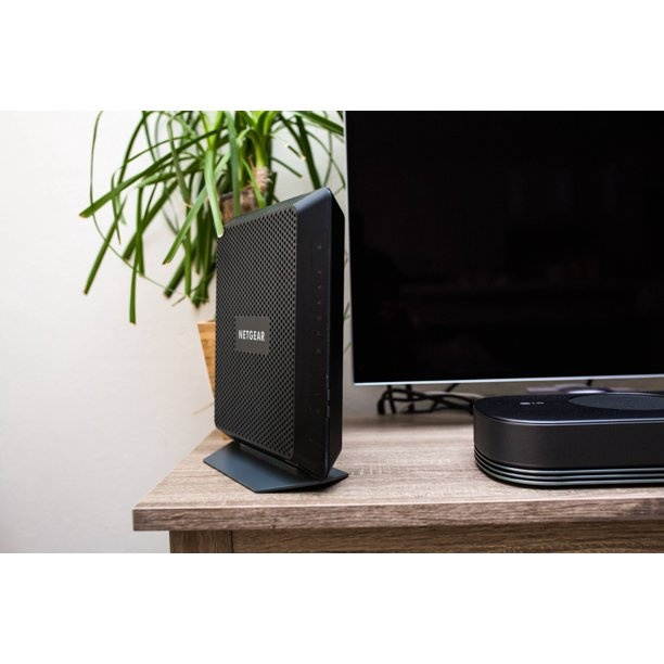 Convenient AC1900 (24x8) WiFi Cable Modem Router C7000, DOCSIS 3.0 | Certified for XFINITY by Comcast, Spectrum, Cox, and more (C7000-100NAS)