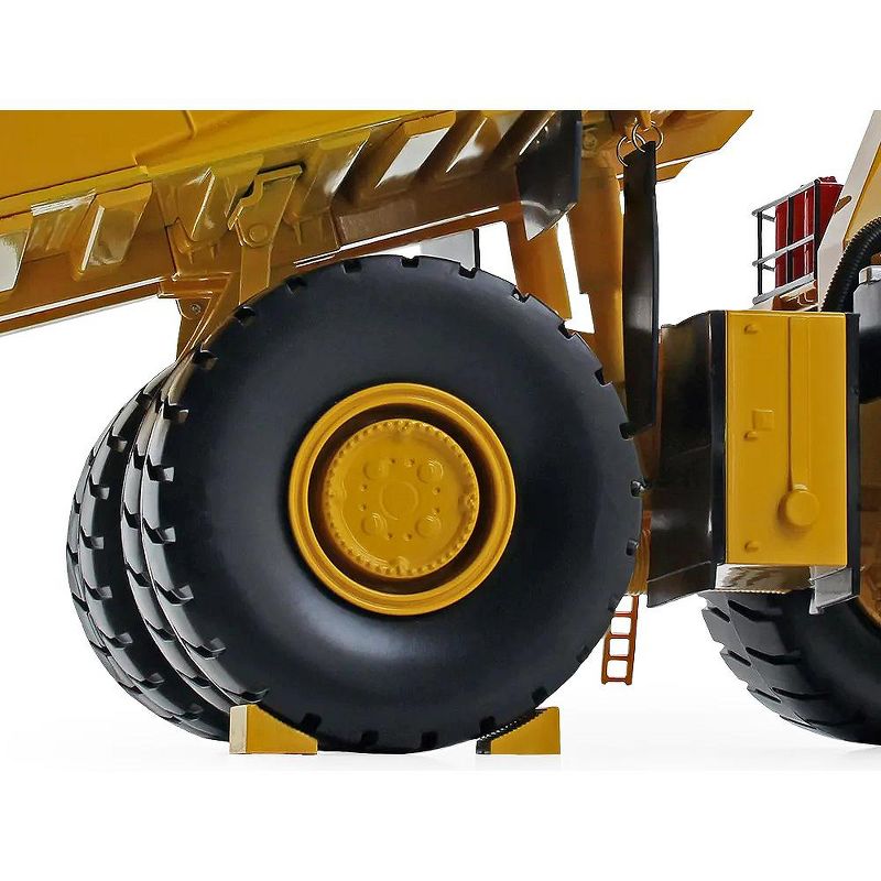 Komatsu 980E-AT Dump Truck 1/50 Diecast Model by First Gear