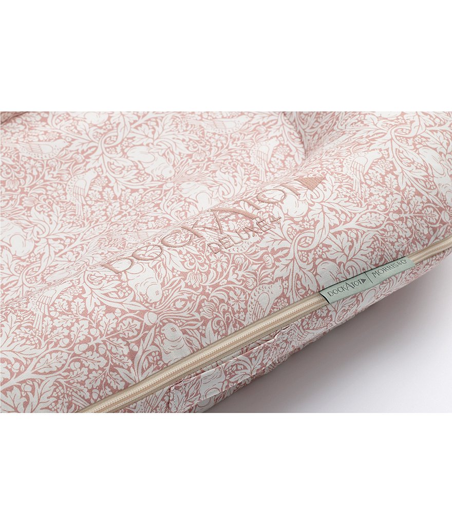 DockATot 0-8 Months Brer Rabbit Deluxe Dock Cover Stage 1