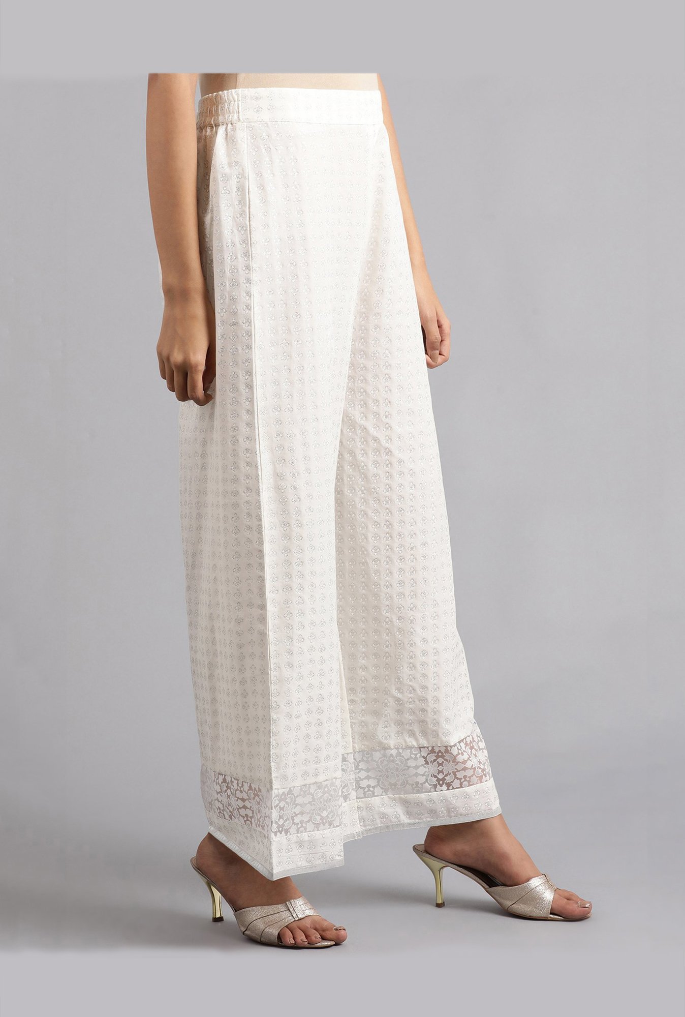 KENDALL + KYLIE Black Mid Rise Pants