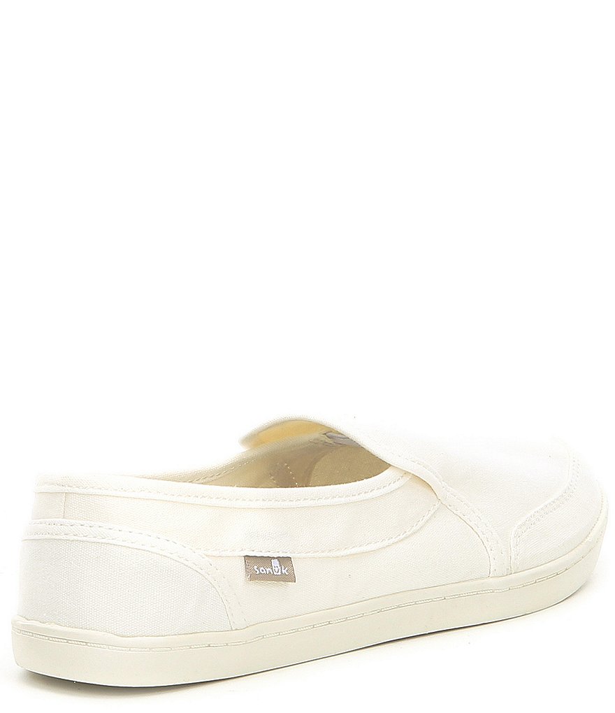 Kendall + Kylie Women's Anthracite Leopard EZORA 2.0 Low Top Lace Up Multi Sneakers