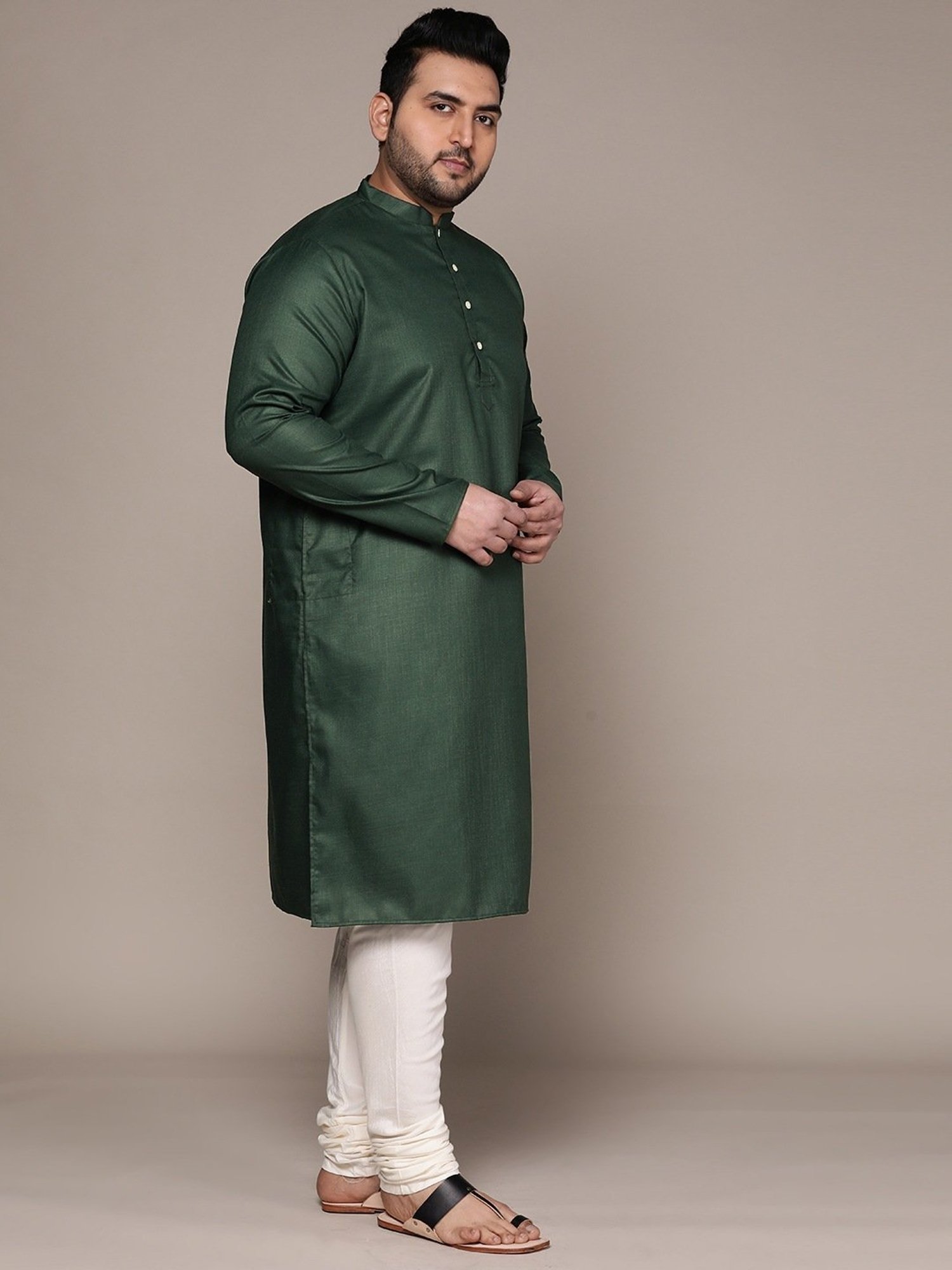 KISAH PLUS Green & White Regular Fit Kurta Set With Jacket