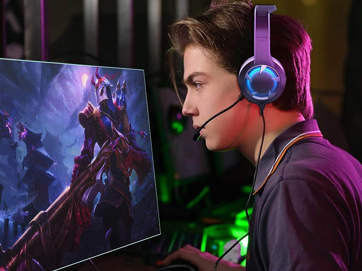 Gaming Headset for PS4, PSP, Xbox One, Gamer Headphones with Noise Canceling Microphone & LED Light, Surround Sound Headset Compatible with Laptop, PC, iOS, Android&hellip;