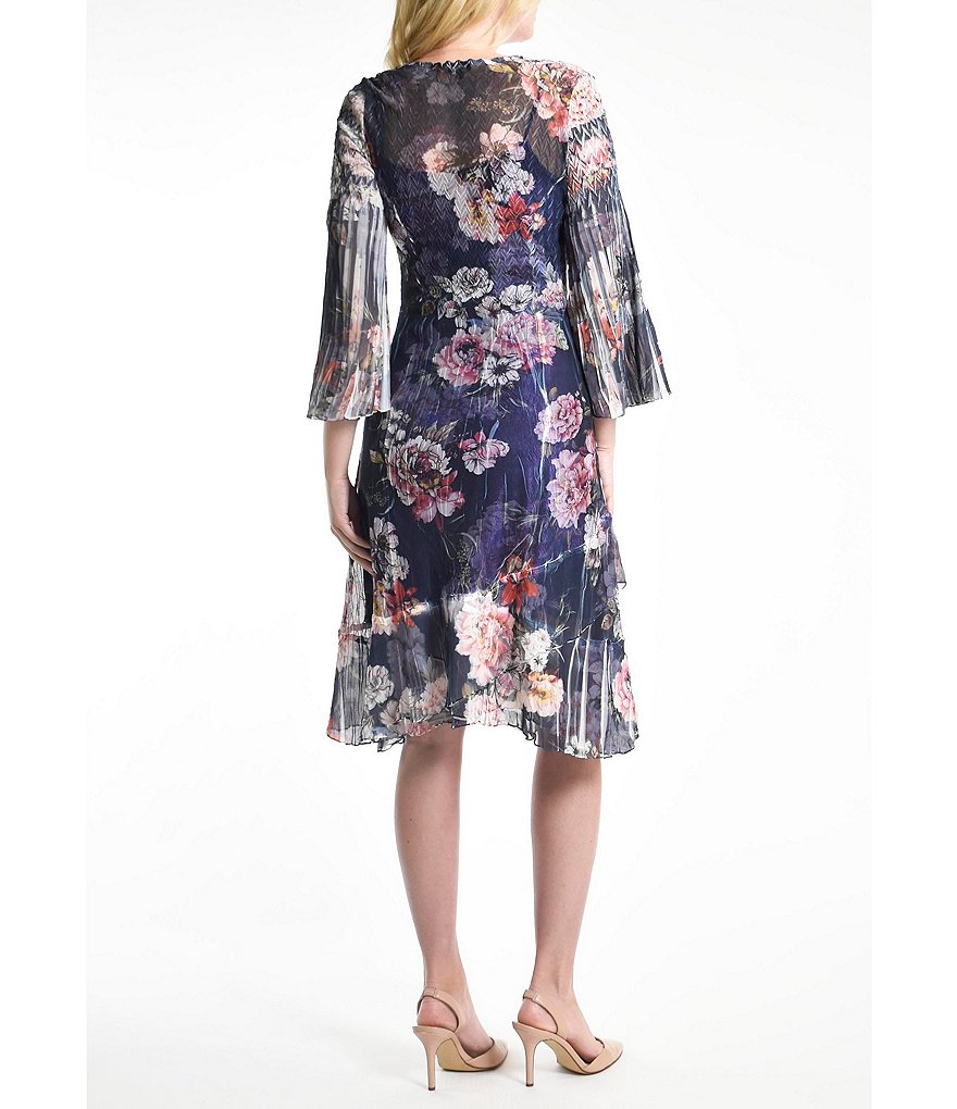 Komarov Floral V-Neck Pleated 3/4 Sleeve Knee Length Chiffon Dress