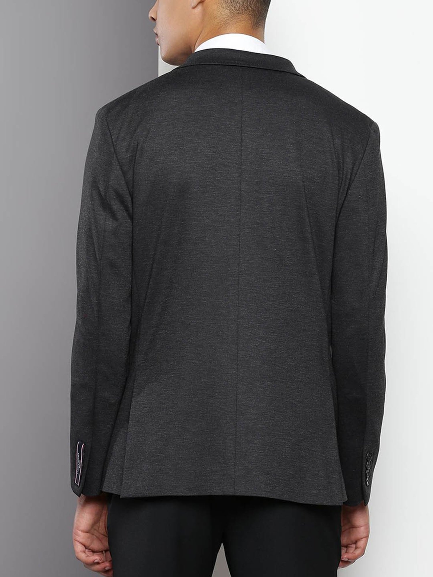 Arrow Sports Green Regular Fit Texture Waistcoat