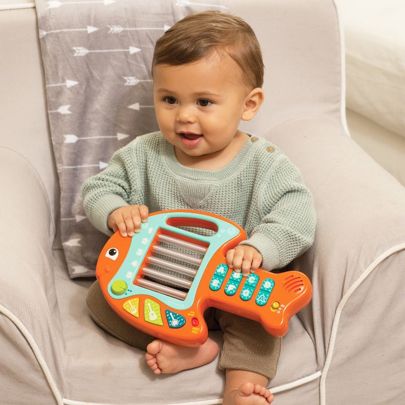Infantino Go gaga! Lights & Music Learning Fish Guitar