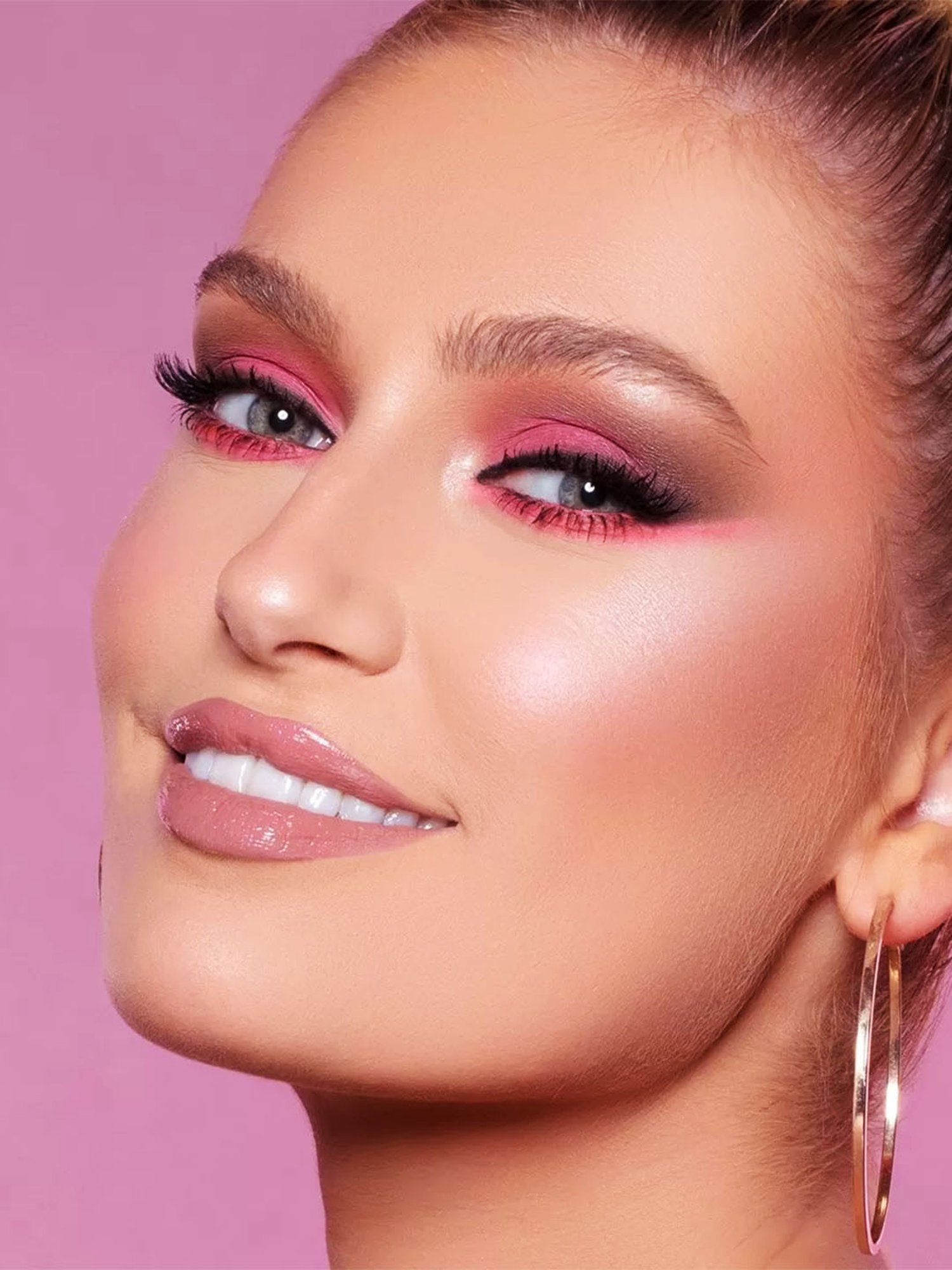 BH Cosmetics Hangin' In Hawaii Eyeshadow Palette - 16 gm