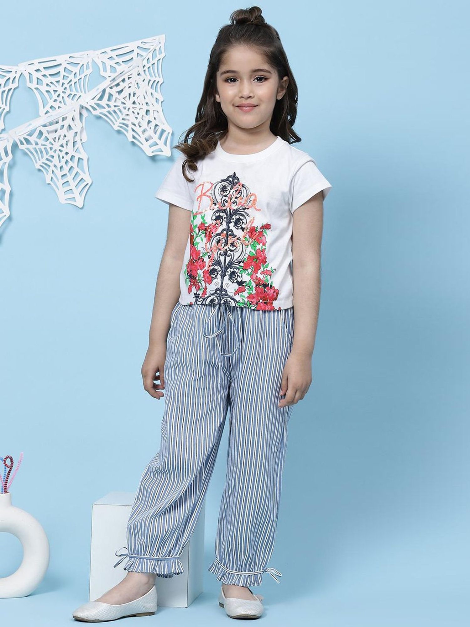 BIBA Girls White Cotton Printed T-Shirt