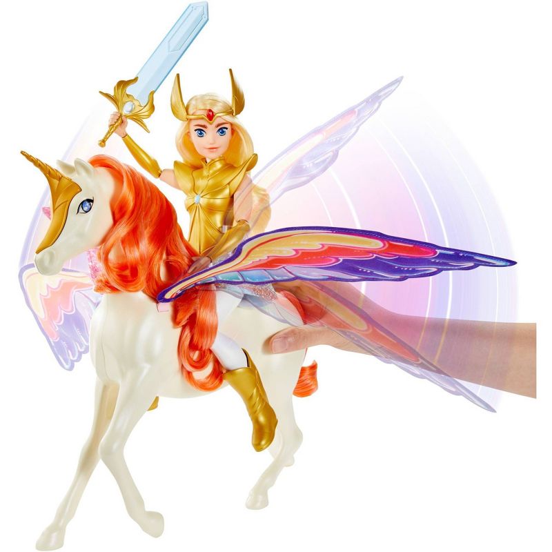 She-Ra and the Princesses of Power Battle Armor She-Ra & Swift Wind Dolls