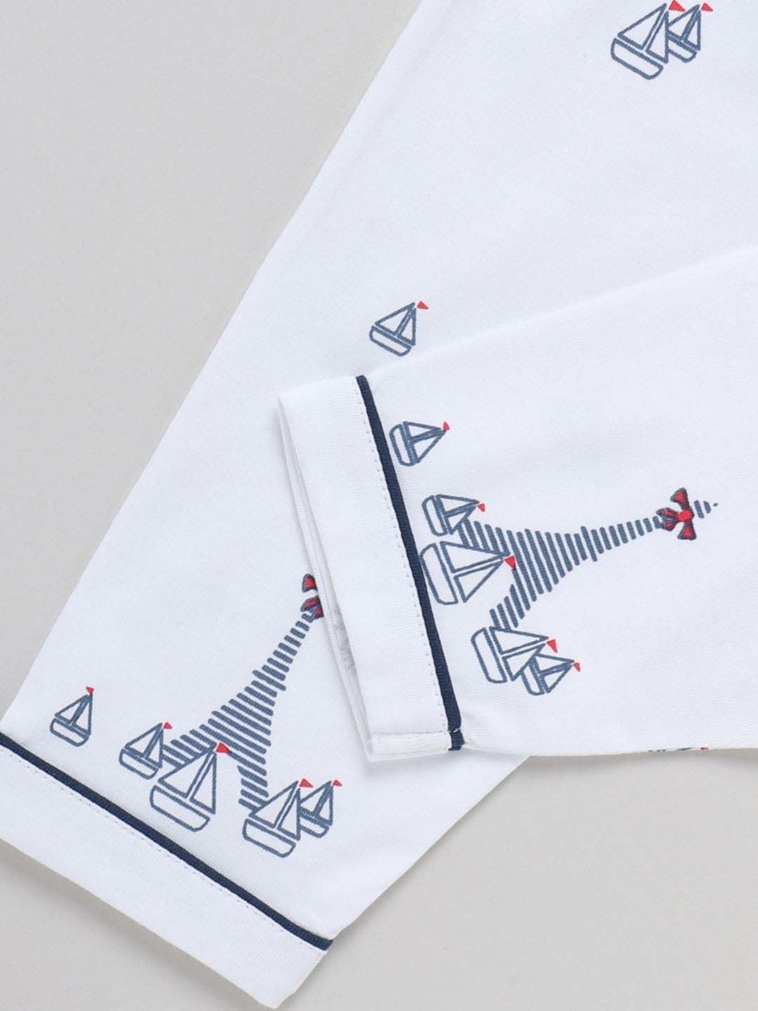 Clt.s Boys White Cotton Printed Full Sleeves Top Set