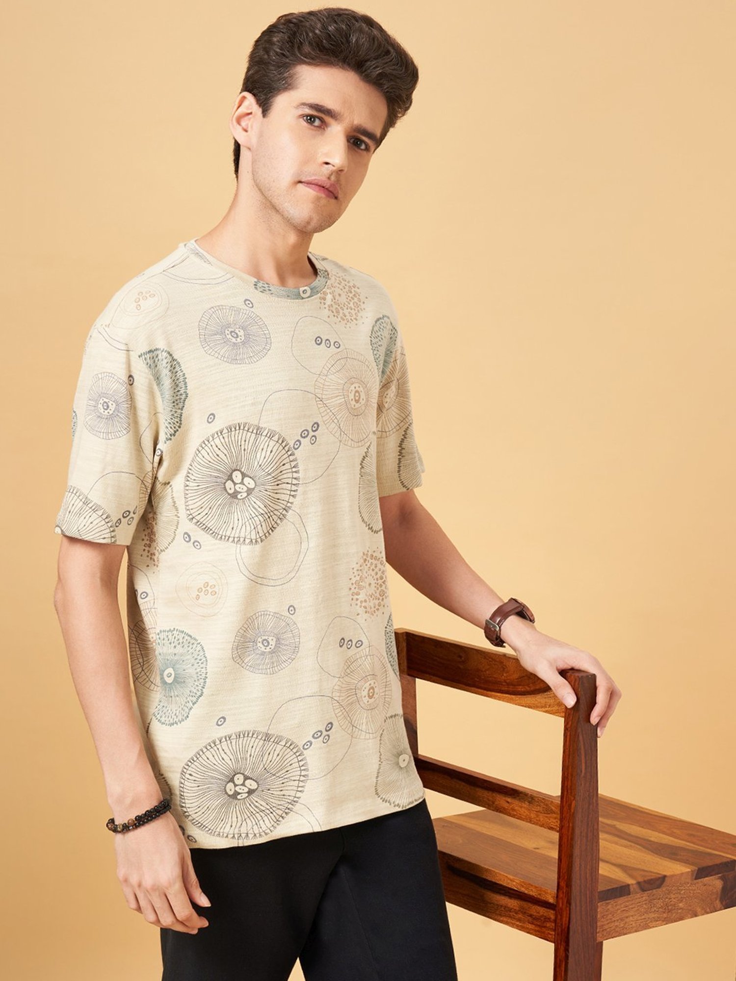 7 Alt by Pantaloons Turtledove Cotton Relaxed Fit Printed T-Shirt