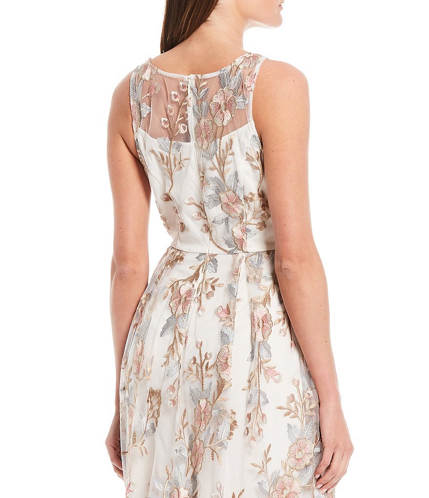 Kay Unger Long Bishop Sleeve V-Neck Crepe A-Line Dress