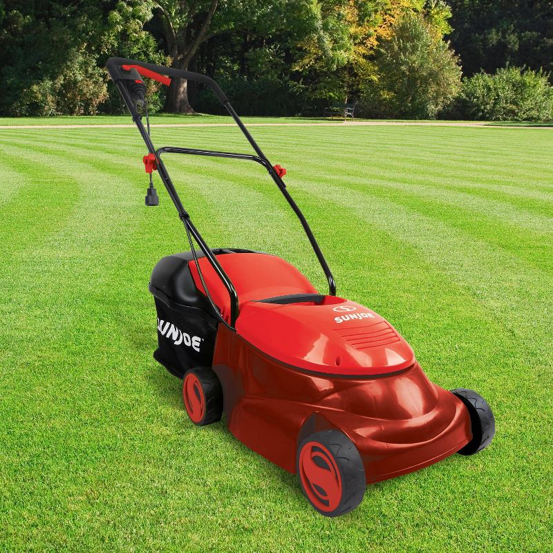 14" 120 Volts, 60Hz, 8 Amp, 960 Watts Corded Electric Lawnmower - Green - Earthwise