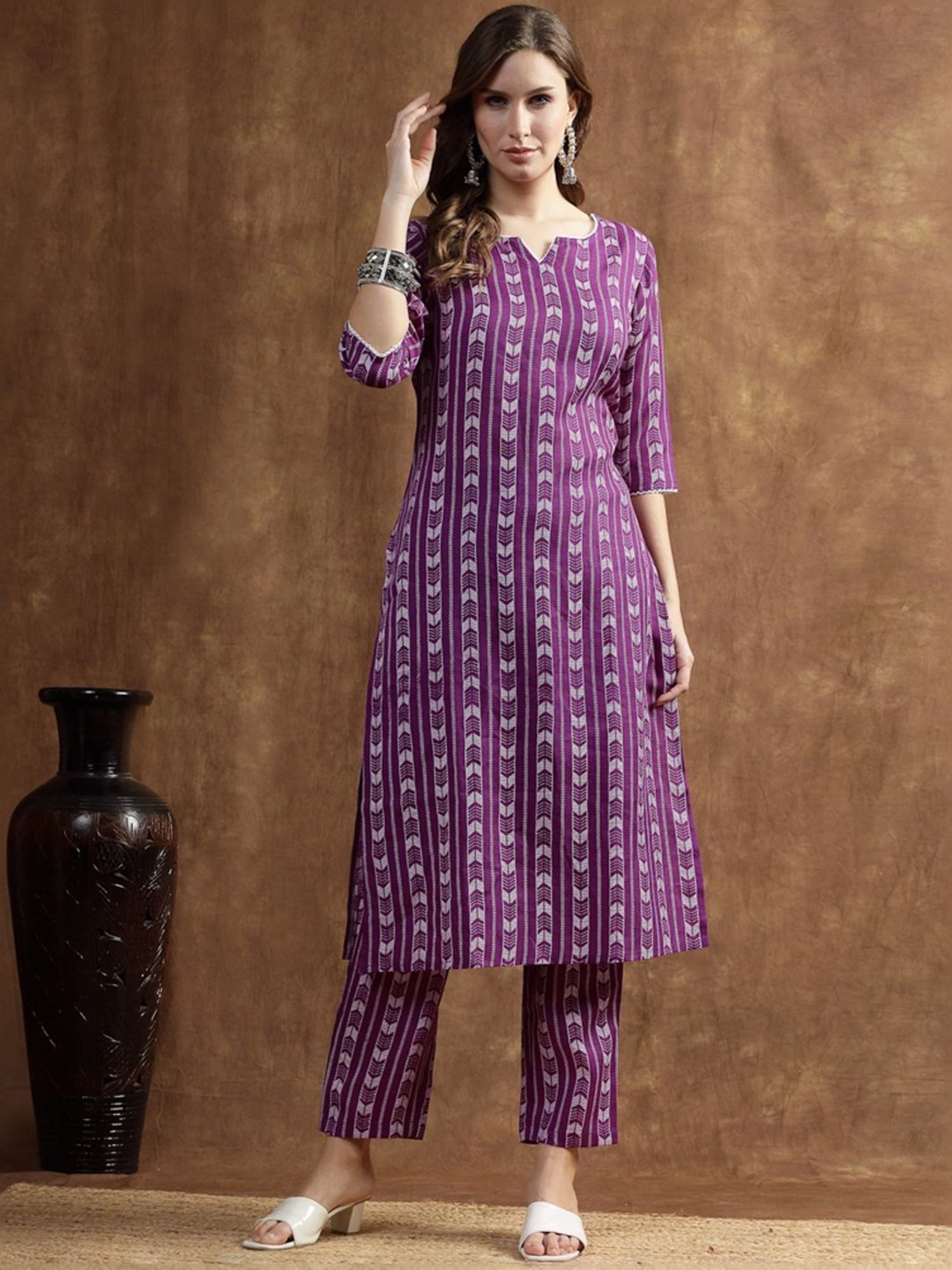 Stylum Violet Printed Kurta & Pant Set