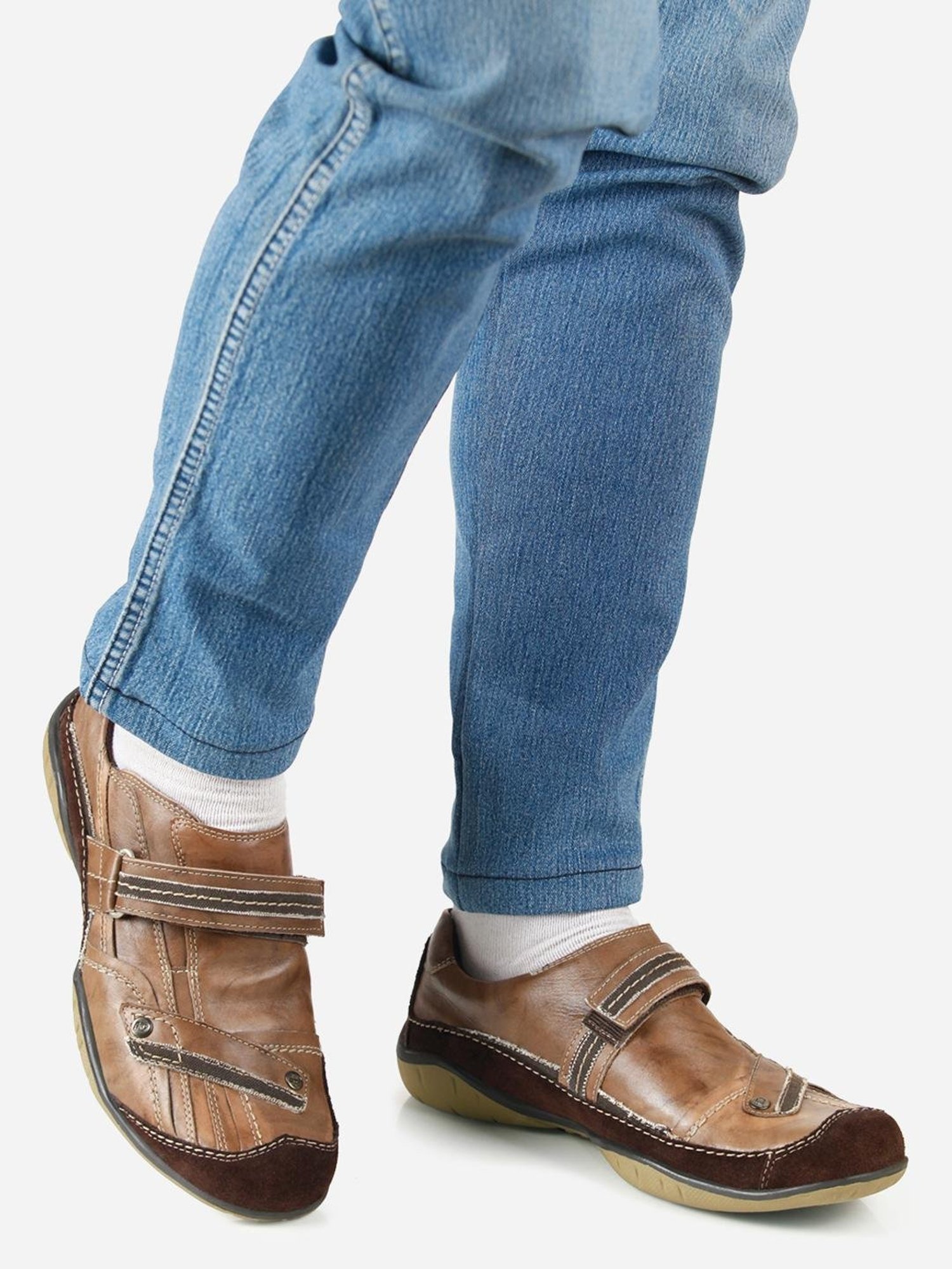 ID Men's Brown Casual Loafers