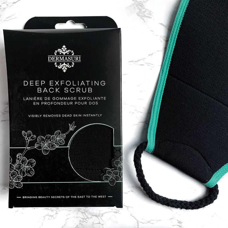 Skin Camp Dermaplaning Kit with Two Replacement Heads