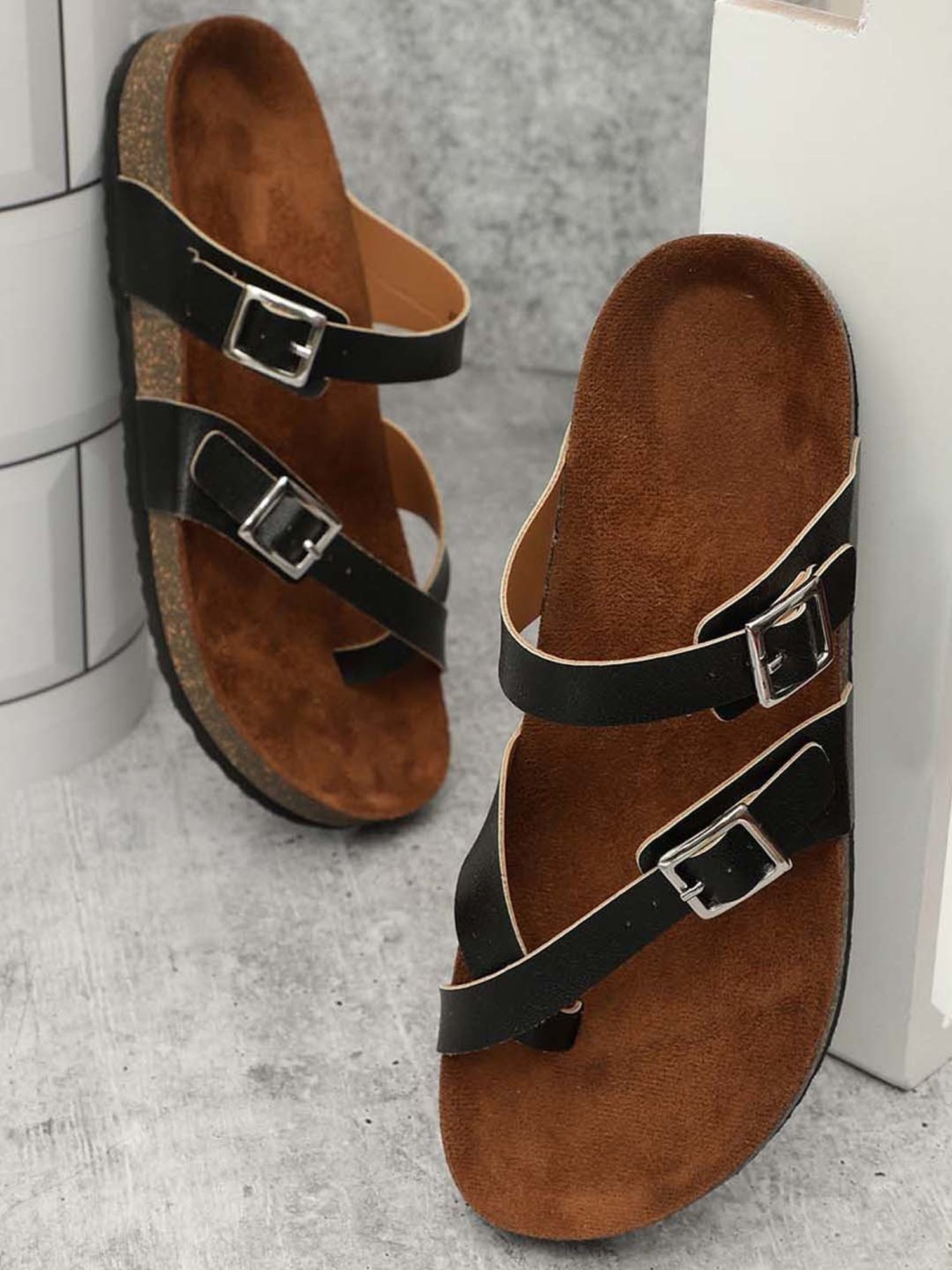 Mozafia Women's Midnight Toe Ring Sandals