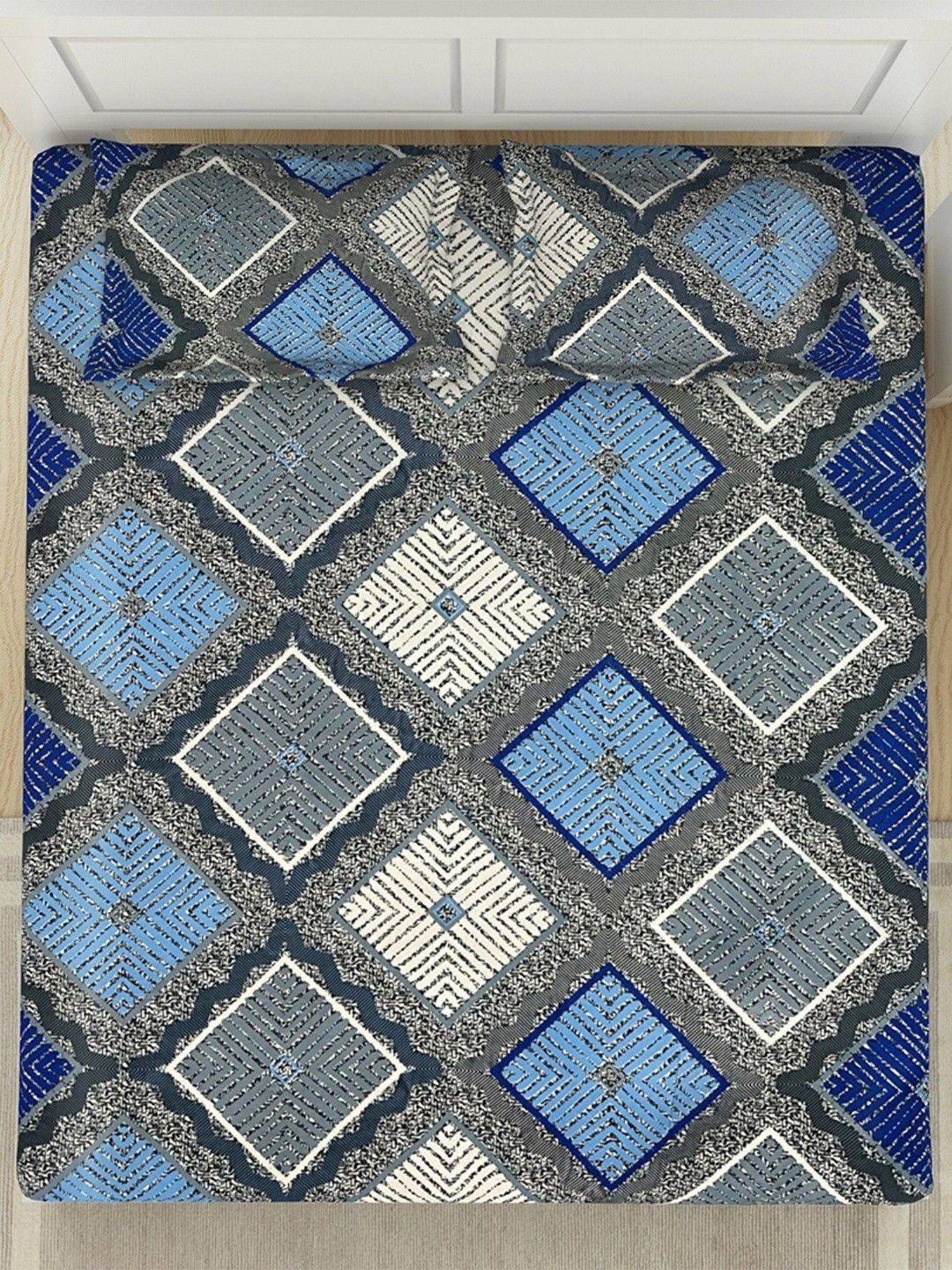 Welspun Block Print Navy Blue Microfiber Double Bedsheet with 2 Pillow Covers