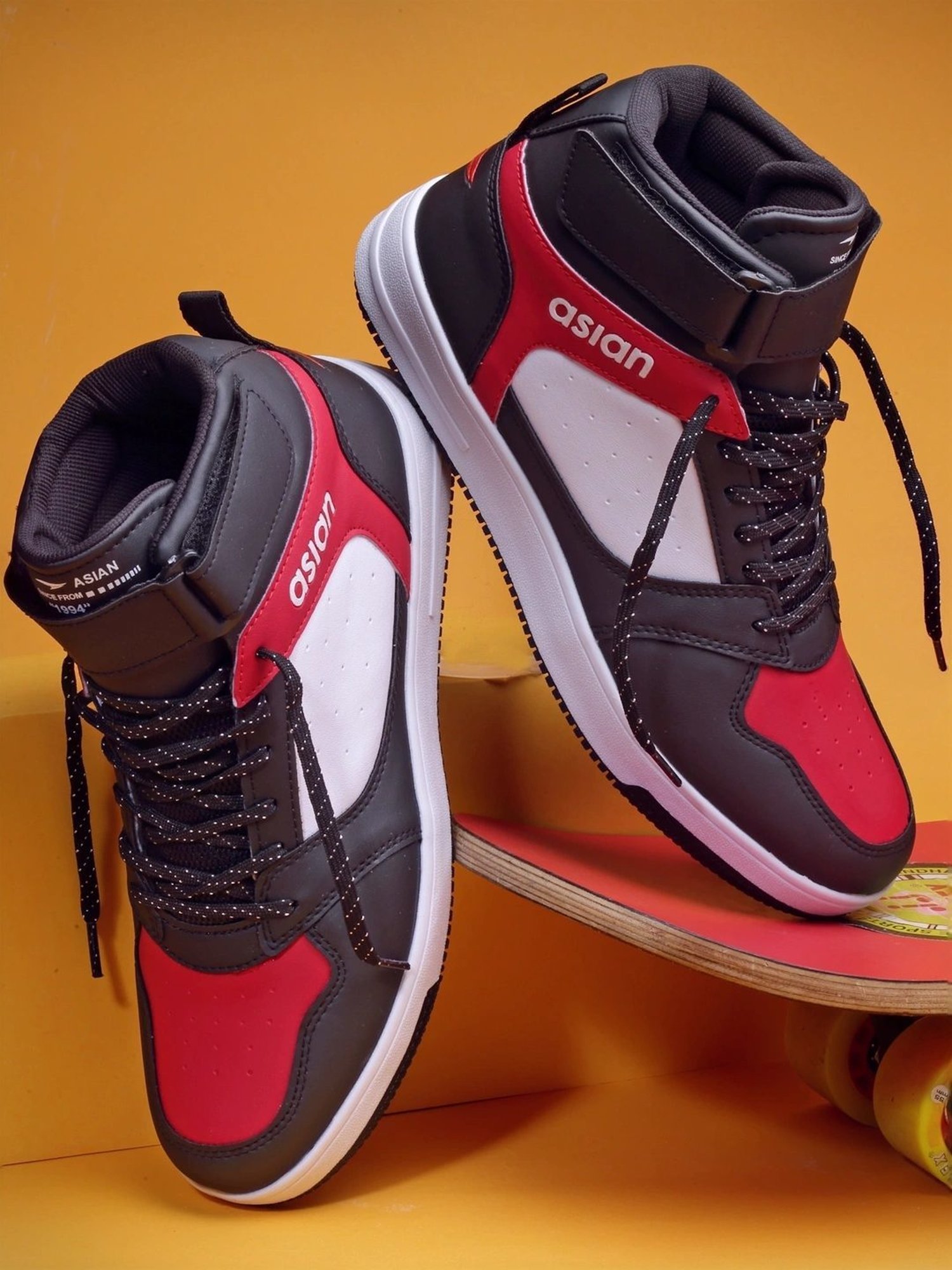 Asian Men's Black Ankle High Sneakers