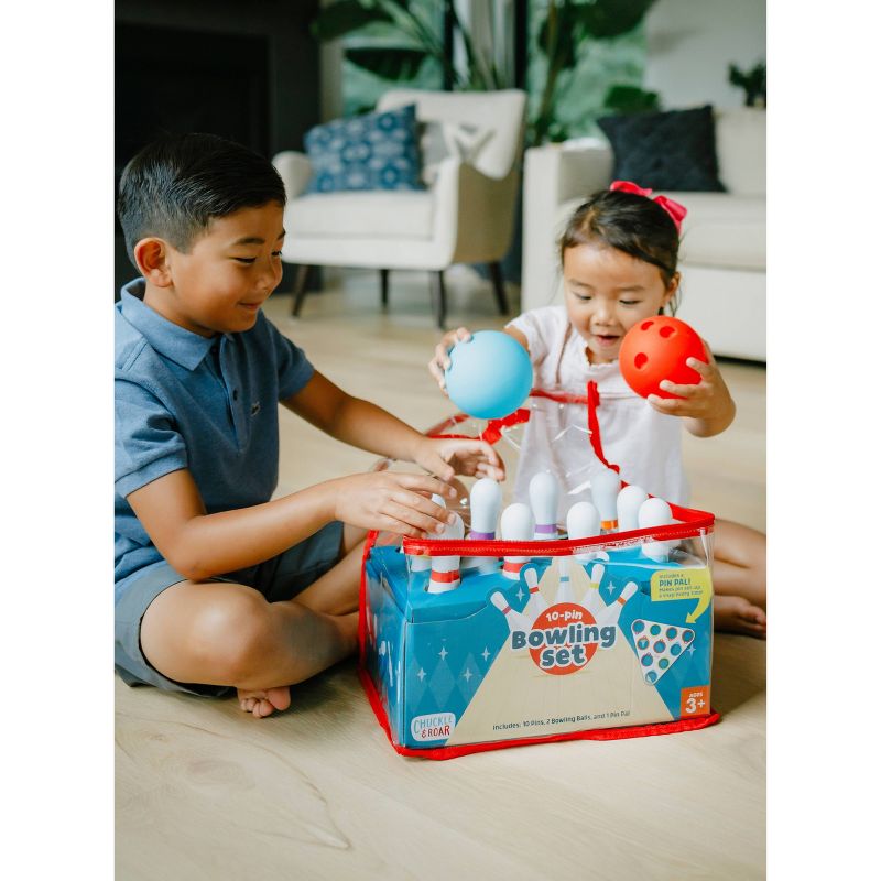 Chuckle & Roar 10 Pin Kids Bowling Set