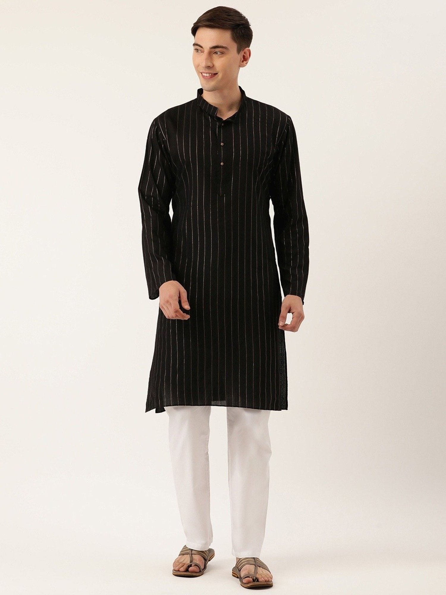 SWAGG INDIA Black Regular Fit Self Pattern Kurta