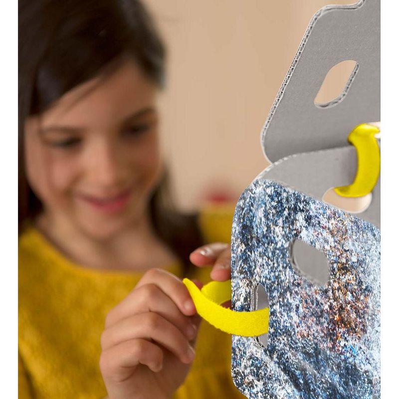 HearthSong 16-Panel Castle Fantasy Forts Kit Indoor Building Kit for Kids