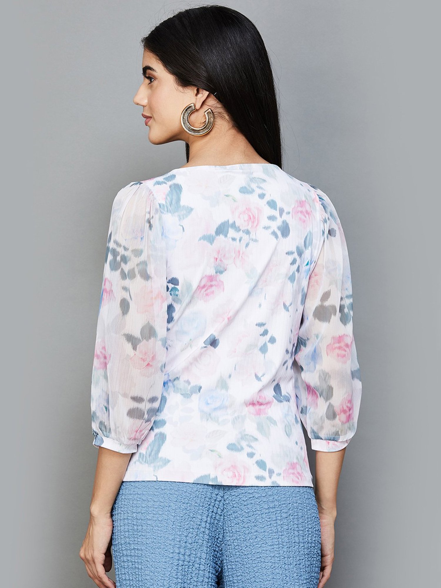 Code by Lifestyle Off-White Printed Top