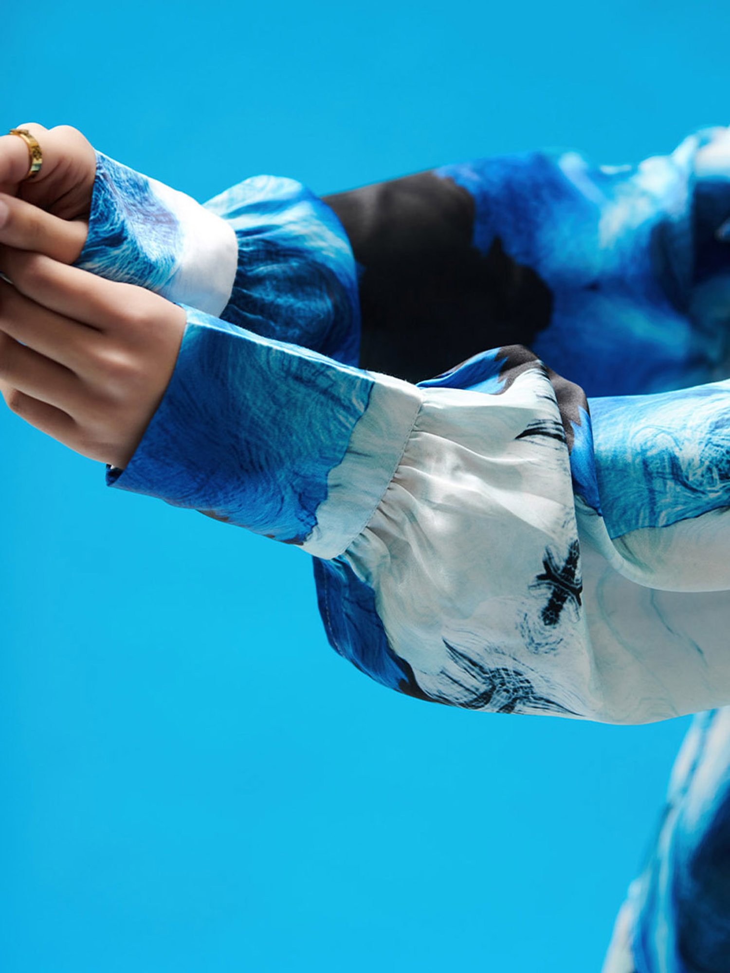 Cin Cin Blue Wave Printed Satin Shirt