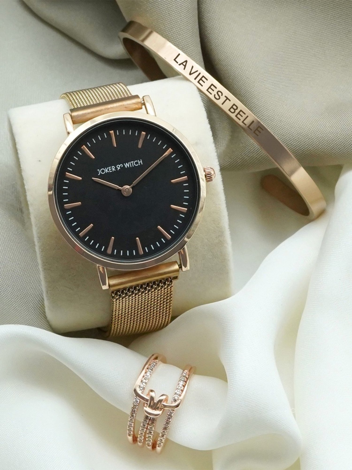 Joker & WItch JWBS294 Analog Watch with Bracelet Gift Set for Women