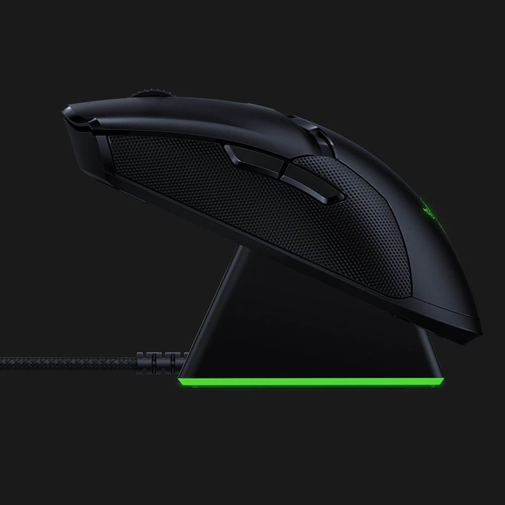 Razer Viper Ultimate Hyperspeed Lightest Wireless Gaming Mouse FOCUS+ Optical Sensor 20000DPI Chroma Lighting 8 Programmable Buttons 70 Hr Battery RGB Charging Dock