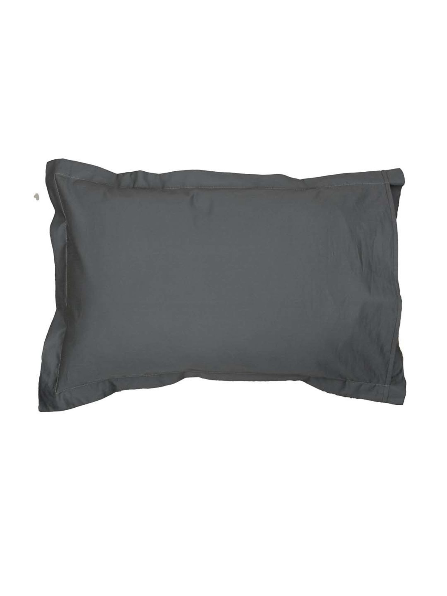 House This Pepper Black 150 TC Cotton Fitted Bedsheet with 2 Pillow Covers