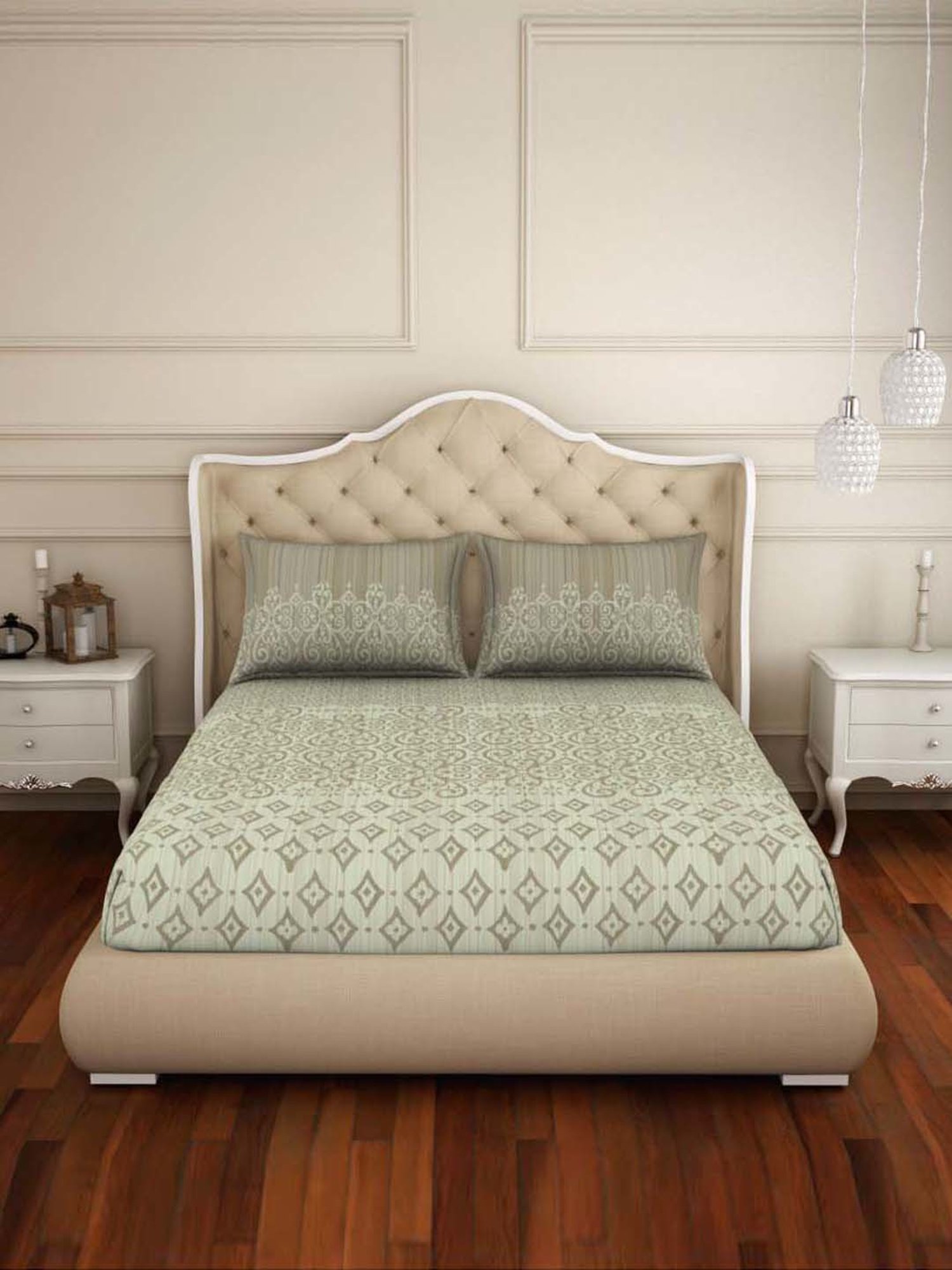 Welspun Printed Light Brown Cotton Double Fitted Bed Sheet with 2 Pillow Covers