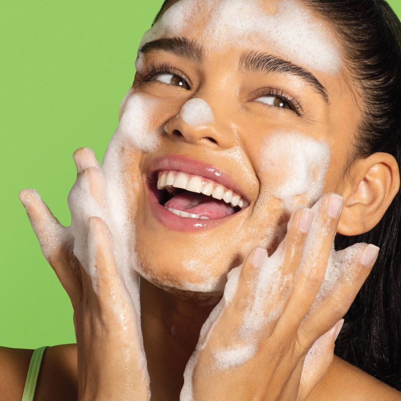 St. Ives Acne Control  Daily Face Cleanser - Tea Tree - 6.4 fl oz