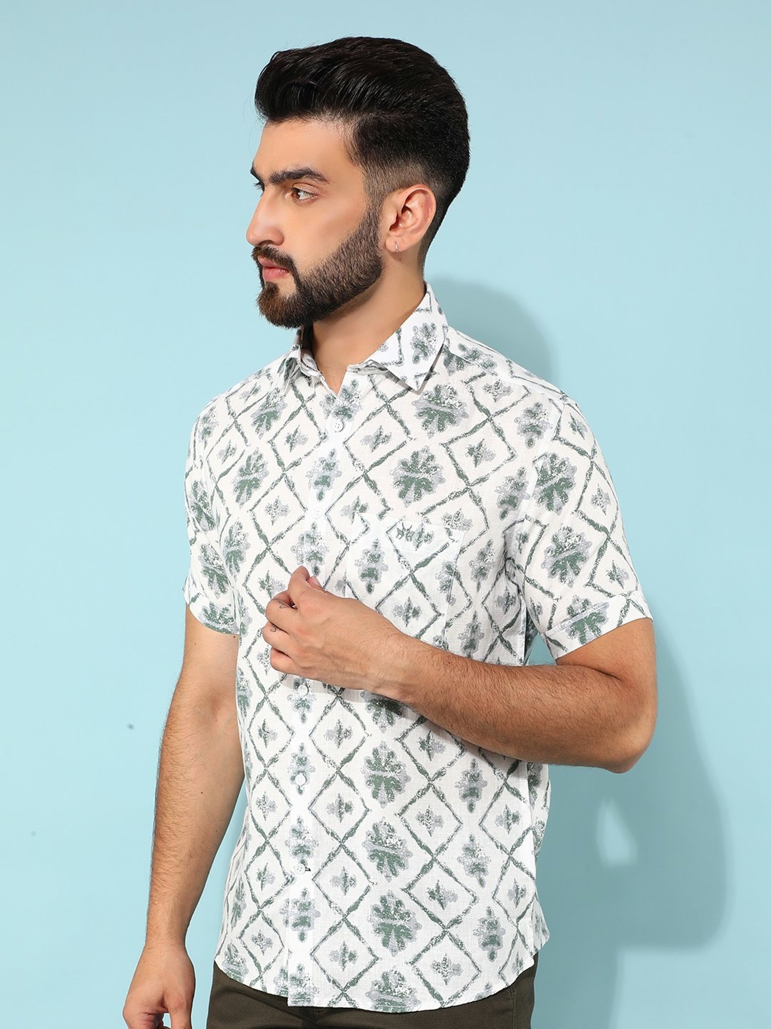 Crimsoune Club Green Slim Fit Floral Print Shirt