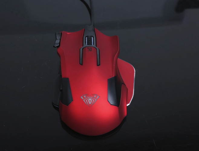 AULA Death Coil  Ergonomic Design, Cool Exterior Wired 8200DPI 10-button 7 Breathing Backlit Light Gaming Mouse For Office And Game, High Compatability - Red